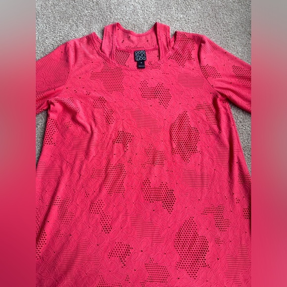 Coral Eyelet tunic top - Picture 4 of 12